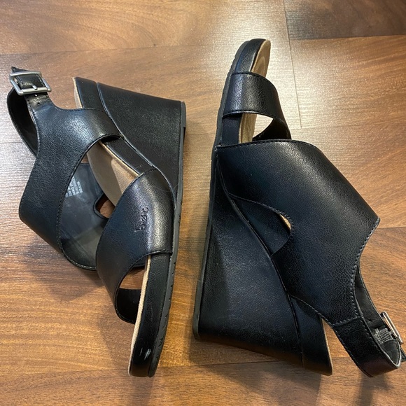 b.o.c Wedges - Picture 7 of 7